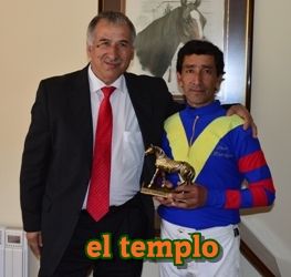 ejemplar caballo el templo